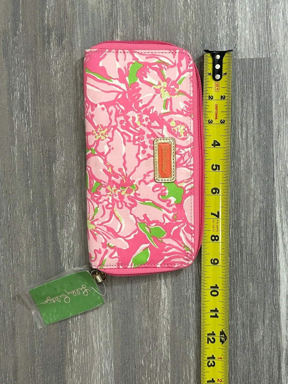 NWT Lilly Pulitzer travel passport wallet
LIMEADE - Picture 3 of 9